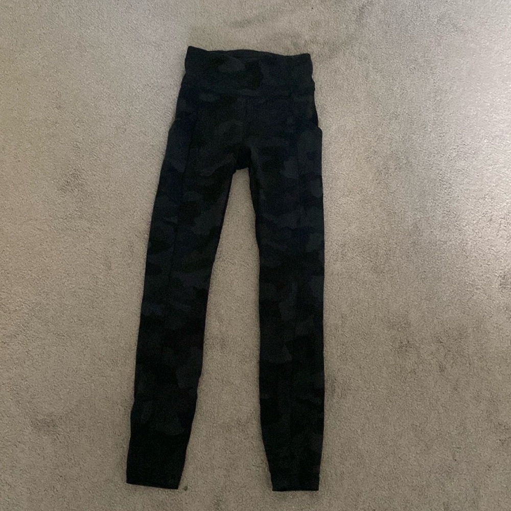 Camo Lululemon leggings